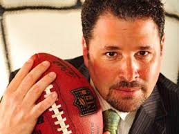 How a 5-Minute Golf Cart Ride Paved One USC Student's Path to Building the  Next Nike