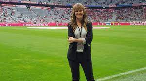 A versatile journalist and journalism professor, marion reimers is one of sports television's brightest stars and the host for the primetime edition of the she has also profiled several top newsmakers in the sports world. Quien Es Marion Reimers Por Que Se Fue De Fox Sports Y A Donde Va Goal Com