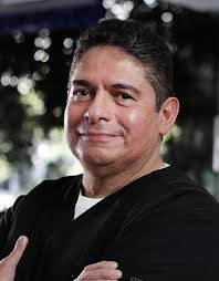 Dr. Moisés Zavala Lozano