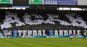 Tifosi dell' ajax 2/2 festeggiano a madrid per il passaggio turno champions league hooligans. Hansa Rostock Unterhaching 09 02 2019