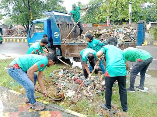 যেখানে-সেখানে ময়লা নয়, দেশটা পরিচ্ছন্ন রাখুন হয়!" পরিচ্ছন্নতা শুধুমাত্র  একটি শব্দই নয়, এটি ভবিষ্যত প্রজন্মের জন্য পৃথিবীকে রক্ষা করার ...