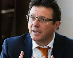 Sanctionné par la maire de La Seyne, le premier adjoint déchu Jean-Pierre  Colin contre-attaque