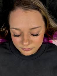 Doing a classic lash set