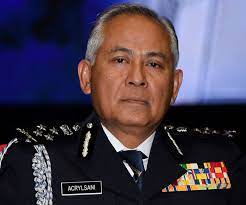 Valorant rank guide | list of all the ranks you can reach in valorant, mercenary, soldier, veteran rank isn't displayed if competitive matches aren't played within 14 days, but your rank doesn't decay. Deputy Igp Confirms Five Policemen Detained In Money Laundering Probe Linked To Macau Scam Malaysia Malay Mail