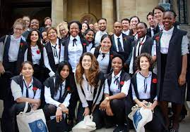 The university of oxford has a long tradition of academic dress, which continues to the present day. Imi Este Sete SiguranÈ›Äƒ Meteor Oxford University Uniform Spencercountyoctoberfest Com