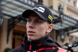 Kuppi meni nurin: Juuse Saros haukuttiin pystyyn Nashvillessa