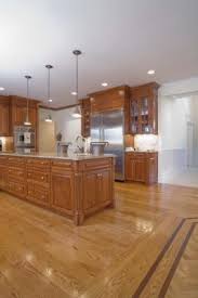 Don't forget to download this kitchen flooring ideas with oak cabinets for your home improvement reference, and view full page gallery as well. How To Decorate A Kitchen With White Appliances Oak Cabinets
