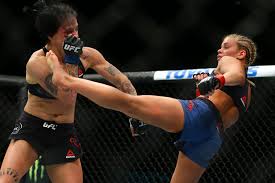 Jun 13, 2021 · hill was transported to the hospital with an arm that was suspected to be broken, but his team later confirmed that he only suffered a dislocation. Paige Vanzant Fought With Broken Arm Vows To Return Better And Stronger Bleacher Report Latest News Videos And Highlights
