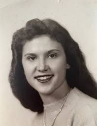 Geraldine Batts's Instagram, Twitter & Facebook