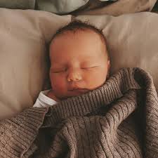 Emily Rae Carlson (@em_carlson) • Instagram photos and videos