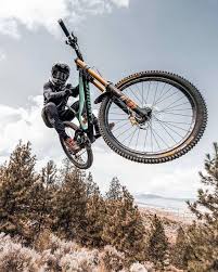 Just Chillin Mid Air In 2020 Mtb Bike Mountain Mountain Biking Photography Vintage Mountain Bike