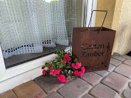Der garten soll ihnen als zusätzliches wohnzimmer dienen. Edelrost Laterne Garten Zauber Ihr Gartentraum Alt Mebel