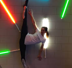 Daisy Ridley S Tfa Stunt Double Is A Force To Be Reckoned With Video Chloe Bruce Female Martial Artists Martial Arts Girl