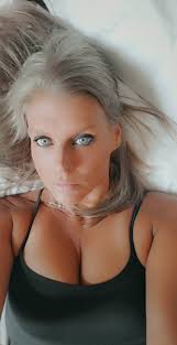 Jamie Carson-Payne (@jamietheladyj)