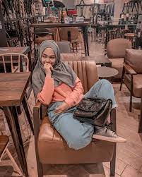Nama ria ricis kini kian melambung dan semakin dikenal publik. Pin Di Ria Ricis
