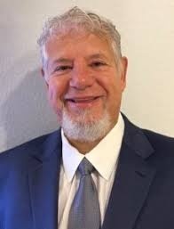 PA Robert Smith Has Dedicated His Career to Advancing Healthcare for Latino  Populations