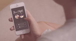 You browse through profiles, swiping right if you're interested, left if you're not. How To Tell If The Person You Re Seeing Is Still Active And Using Tinder