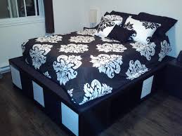 Des modèles pour tous les espaces et pour tous les goûts ! Diy Lit Kallax Novocom Top