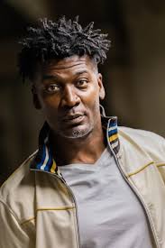 Kris Shaw's Instagram, Twitter & Facebook