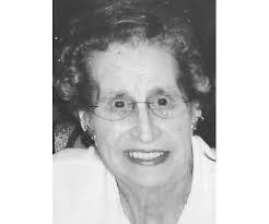 Gloria Wirth's Instagram, Twitter & Facebook