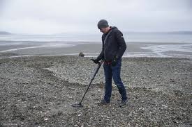 Best metal detector for beginners. Easy Treasure Hunting With The Go Find 66 From Minelab Rave Review
