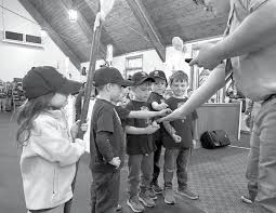 CA 230414 by Newsroom