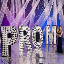 Prom decoration ideas include imprints displaying the date and your prom theme. Top 10 Prom Themes School Dances Event Decor Partyideapros Com