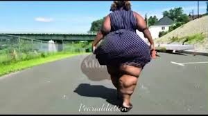 On A Stroll Pearaddiction - EPORNER