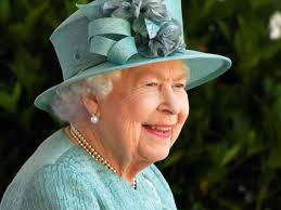 Rainha Elizabeth II testa positivo para Covid-19