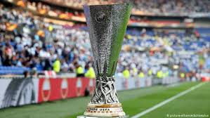 Informasi dan berita seputar sepakbola eropa atau uefa seperti hasil pertandingan, jadwal pertandingan, profil pemain, profil tim, klasemen, fakta dan gosip lapangan Sorteio Da Liga Europa Com Quatro Equipas Portuguesas Internacional Alemanha Europa Africa Dw 30 08 2019