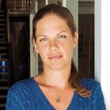 Patricia Toth's Instagram, Twitter & Facebook