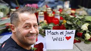 Seine mutter ute arbeitete als prostituierte und starb mit 35 jahren an krebs. 26jtfu3fkins M