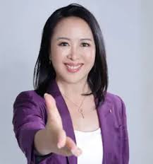 Hannah Nicol: Expert Keynote Speaker