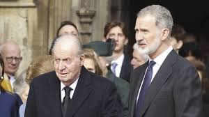La Familia Real, dividida: el bando de Juan Carlos I frente al grupo que apoya al Rey Felipe