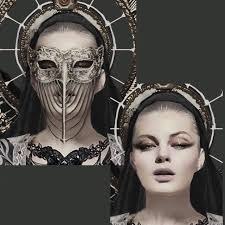 I am happy to announce our next cosplay project. It's Mother Miranda from  Resident Evil Village. I told you about this project a few weeks ago and I  was really not sure