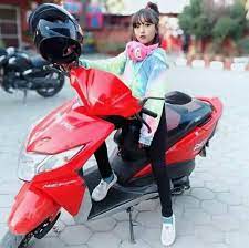 Oviya Bhandari How I Look Facebook Instagram rasmlar va videolarni suratga olish va ularni yuklash uchun ijtimoiy tarmoq. oviya bhandari how i look facebook
