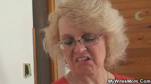 Mother in law seduced to sex - RedTube