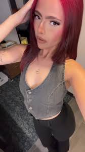 aria essence♡ (@ariaxessence)