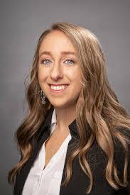 Carolyn Gaither's Instagram, Twitter & Facebook