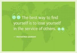 17 Quotes That Inspire Us To Change The World Helping Others Quotes Volunteer Quotes Service Quotes