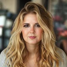 Elizabeth Marini's Instagram, Twitter & Facebook