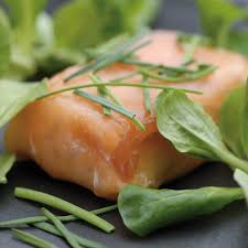 Résultat de recherche d'images pour "saumon creme de courgettes"