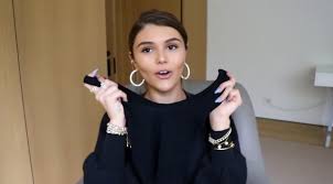 Meanwhile, olivia jade has lost out on beauty deals, and her influencer career has taken a hit. Source Olivia Jade Moving Out Of Parents House Wants To Focus On Rebuilding Her Business Perez Hilton