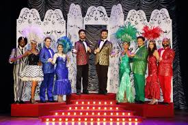 O musical 'hollywood and broadway' traz as clássicas trilhas sonoras do cinema mundial. O Espetaculo Canta Brasil Estreia Dia 06 De Maio No Teatro Cesgranrio Cidade Da Midia
