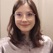 Today I successfully defended my phd thesis and I got this spectacular hat… 