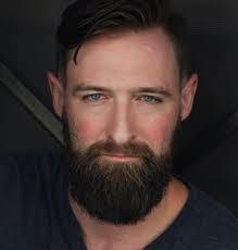 Darius Benton's Instagram, Twitter & Facebook