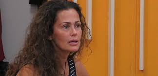 Samantha de grenet ha spiegato di avere origini nobili per la nonna paterna, che era la principessa di fondi e sposò un barone. Samantha Racconta La Sua Malattia Anni Difficili Per La Mia Famiglia Grande Fratello Vip Gfvip 5