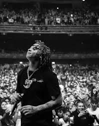 Black And White Crowd Wallpaper Trippie Redd In 2020 Trippie Redd Black And White Aesthetic Black And White Picture Wall