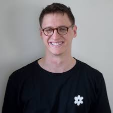 Balancing Rigor And Entertainment When Telling Stories About Data