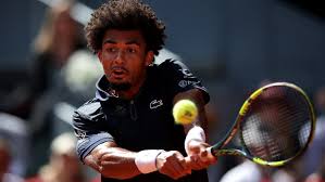 EN DIRECT - Tennis : tendu, Fils souffre face à Sinner en demi-finale à Madrid